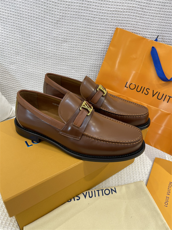 Lv Loafer 052