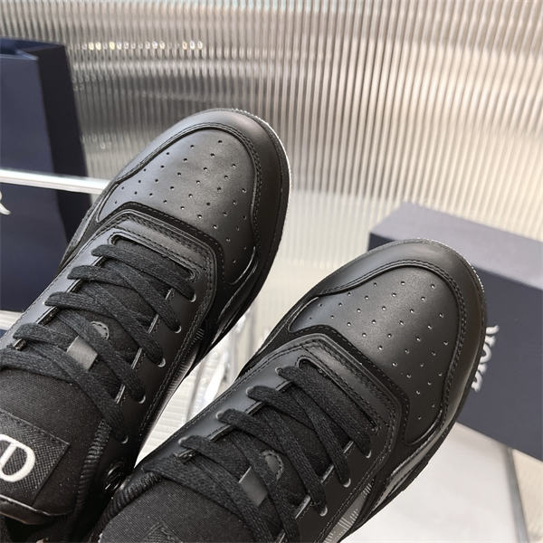Dr B27 Sneaker
