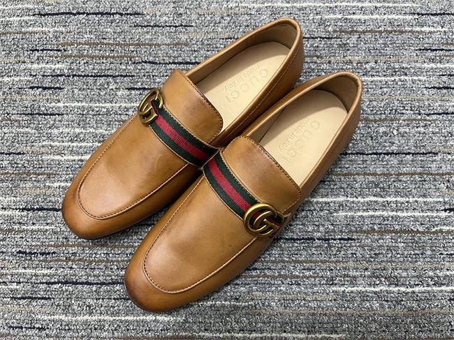 G*u*i loafer 40