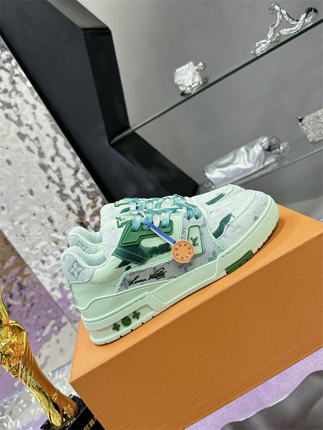 LV Trainer Sneaker