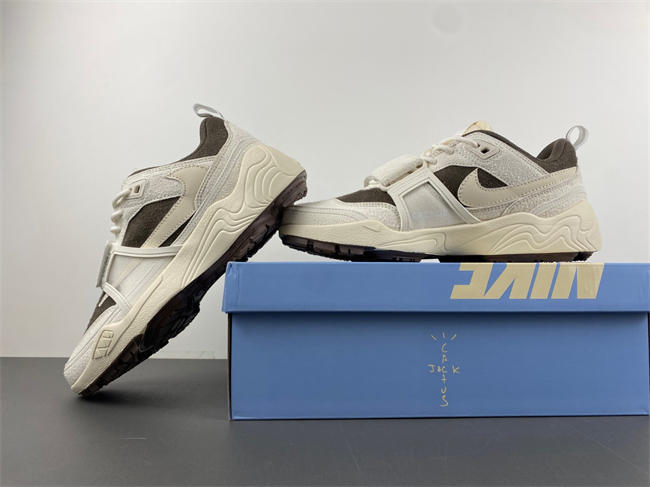 Nike Zoom Field Jaxx SP Travis Scott Sail HQ3061-102