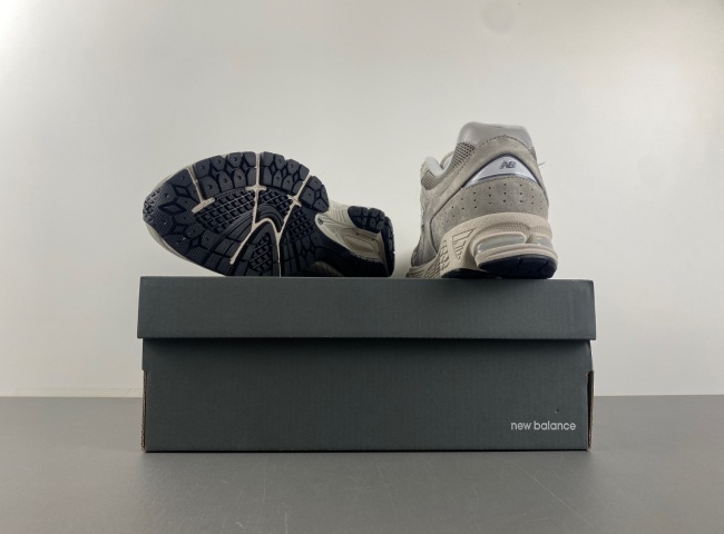 new balance NB ML2002RC