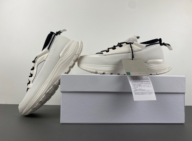 (Can*a Go*e)glacier trai. 7785m