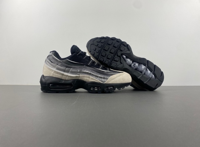 Comme des Garçons x Air Max 95 