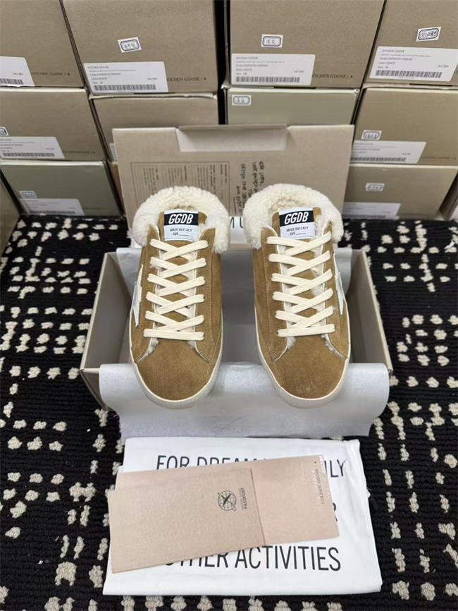 Golden Goose Sneaker