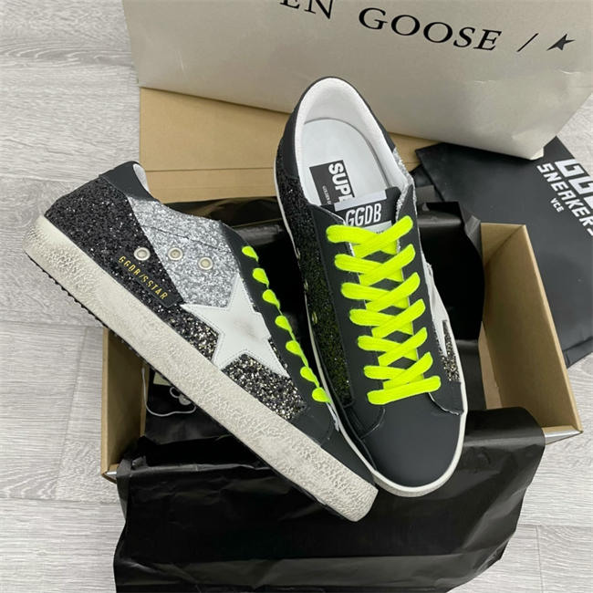 Golden Goose Sneaker