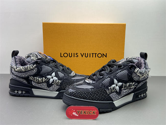 Lv Trainer Sneaker