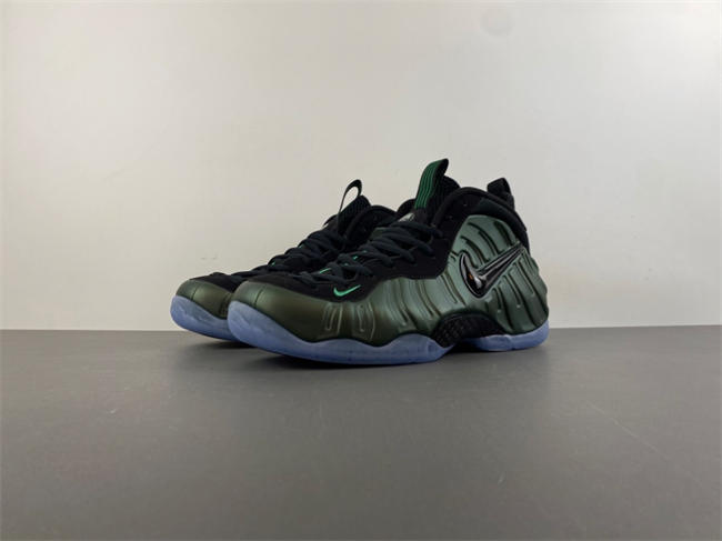 Nike Air Foamposite Pro “Pine Green” HF0794-300