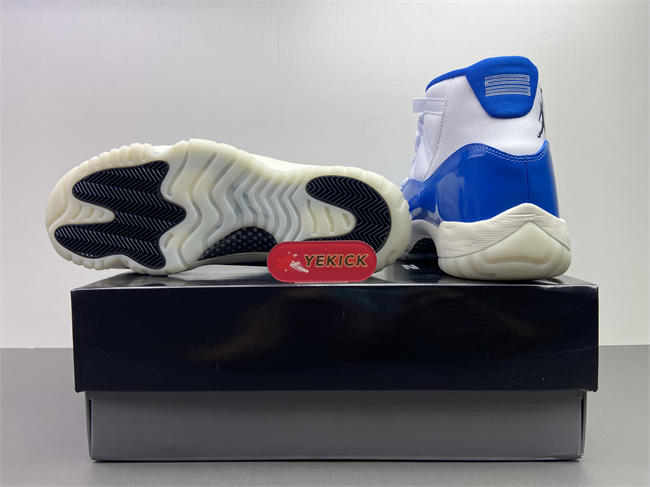 Air Jordan 11 IO8959-133