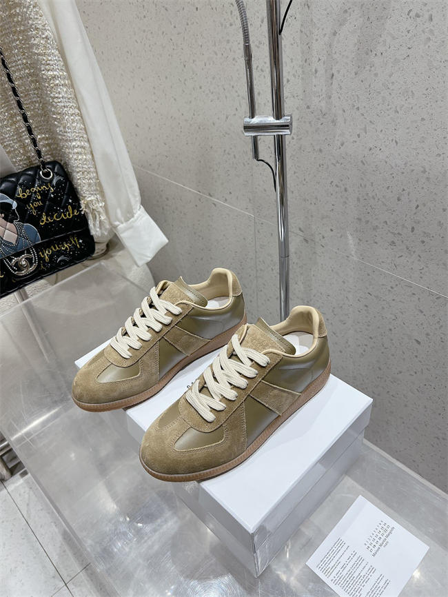 ma*s*n martin Ma*i*la sneaker