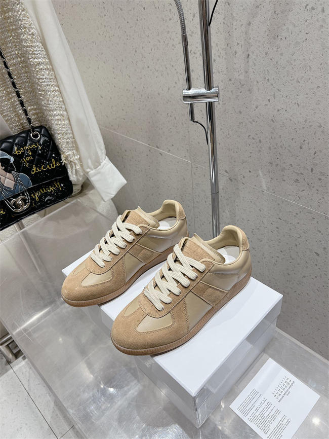 ma*s*n martin Ma*i*la sneaker