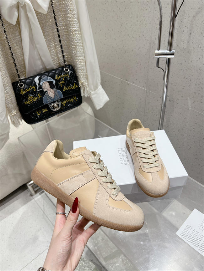 ma*s*n martin Ma*i*la sneaker