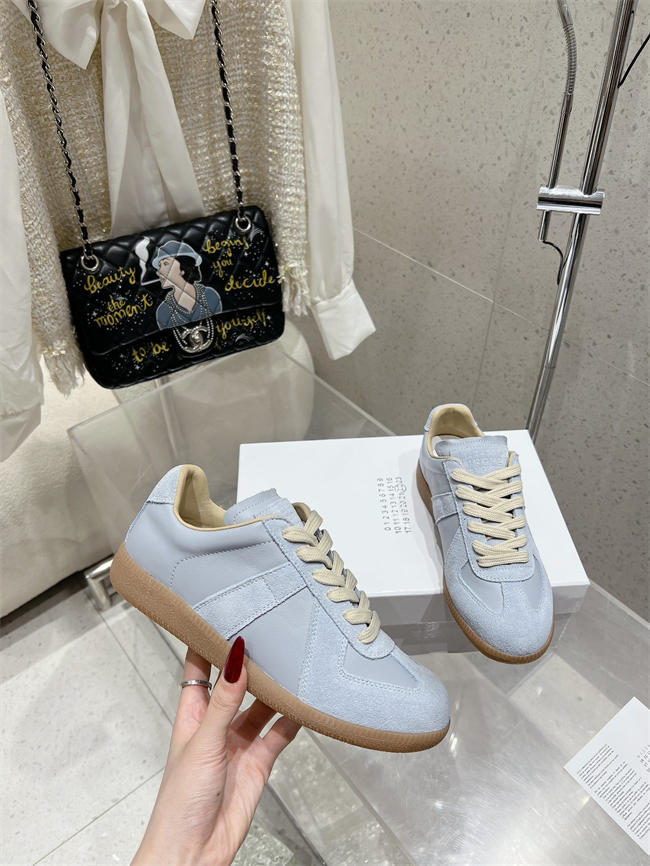 ma*s*n martin Ma*i*la sneaker